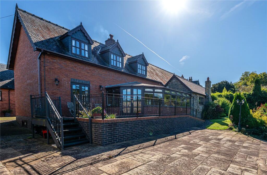 Main image of property: Glanrhyd, Llanidloes Road, Newtown, Powys
