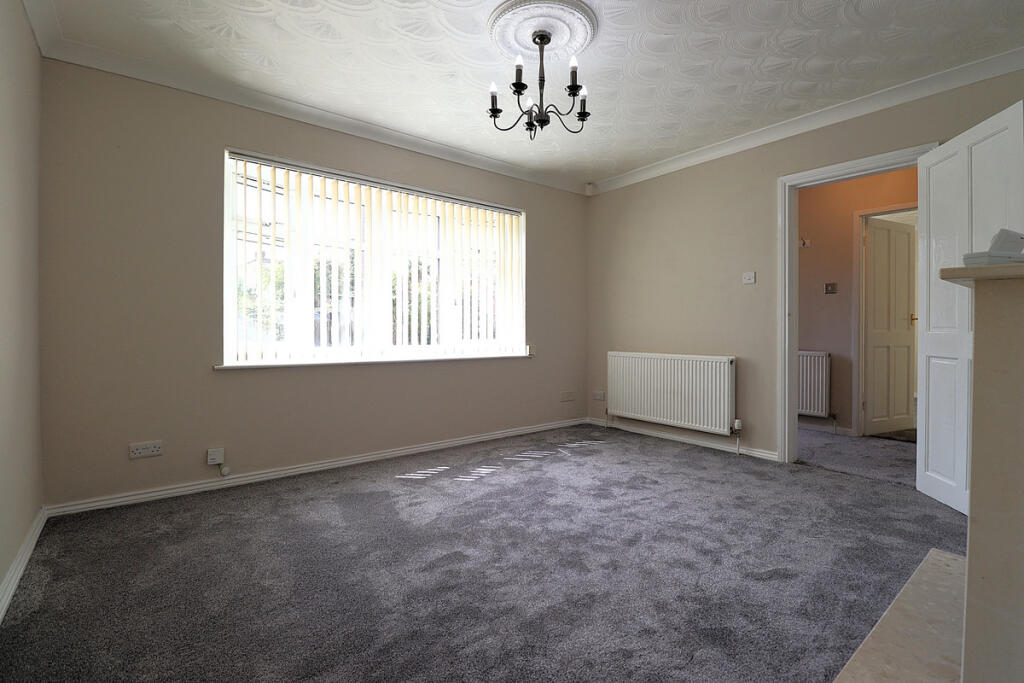 Moortop Drive, Hemsworth Ponterfract, WF9 photo 4