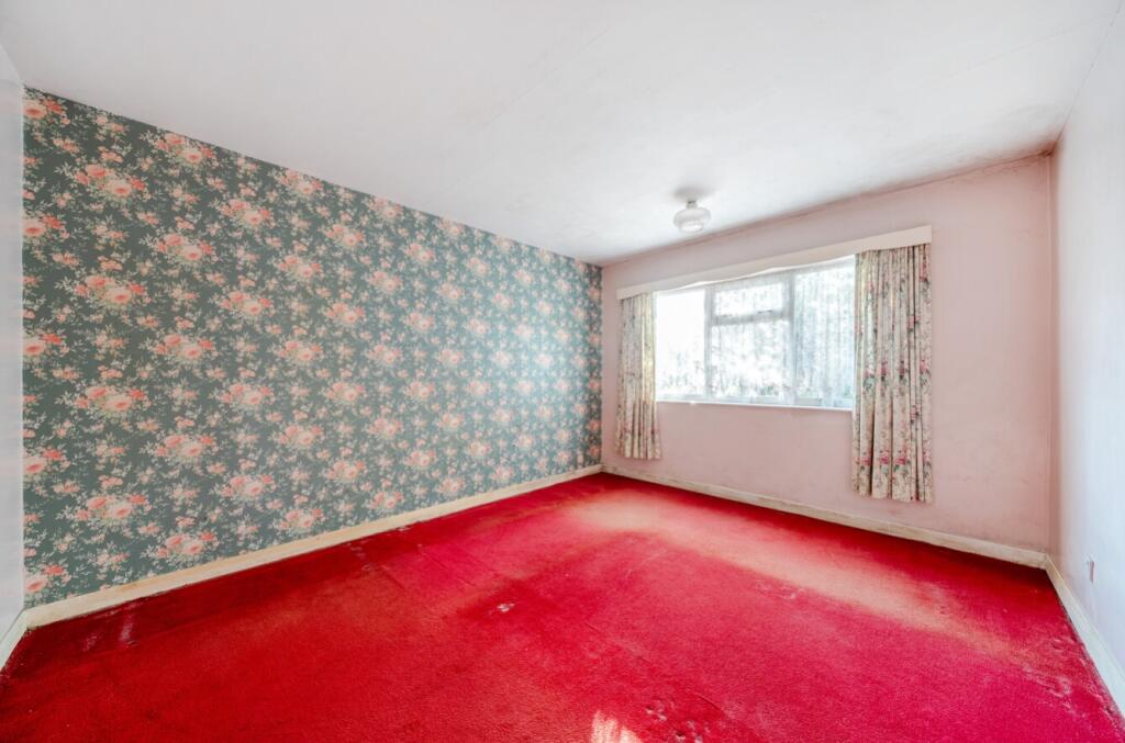 House in Grimsby, New Waltham - View 5