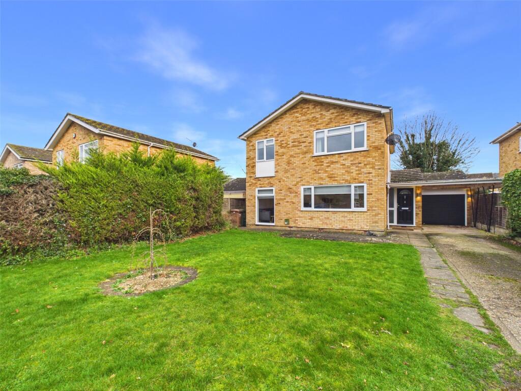 Main image of property: Flint Hollow, Chinnor, Oxfordshire, OX39