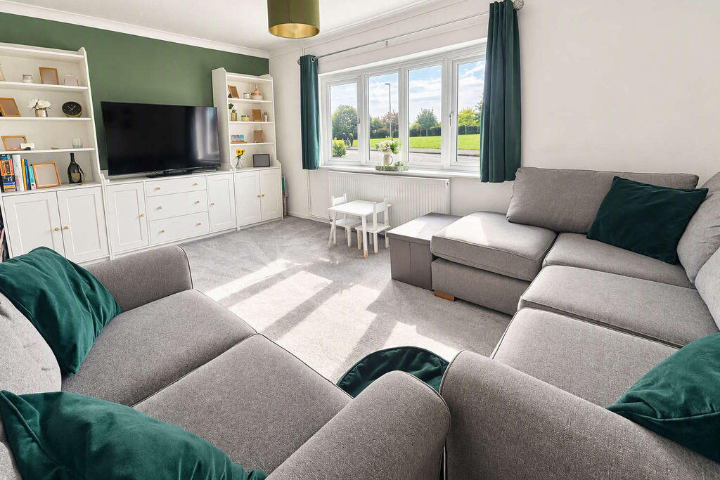 House in Portsmouth - View 3