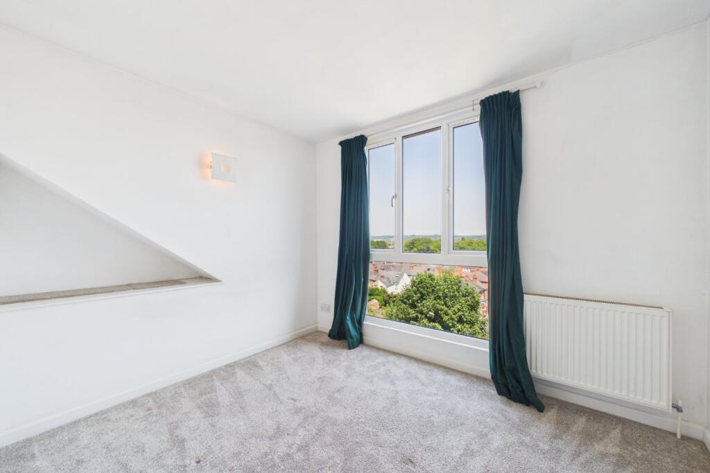 Tilehurst Road, Reading, Berkshire, RG30 - View 2