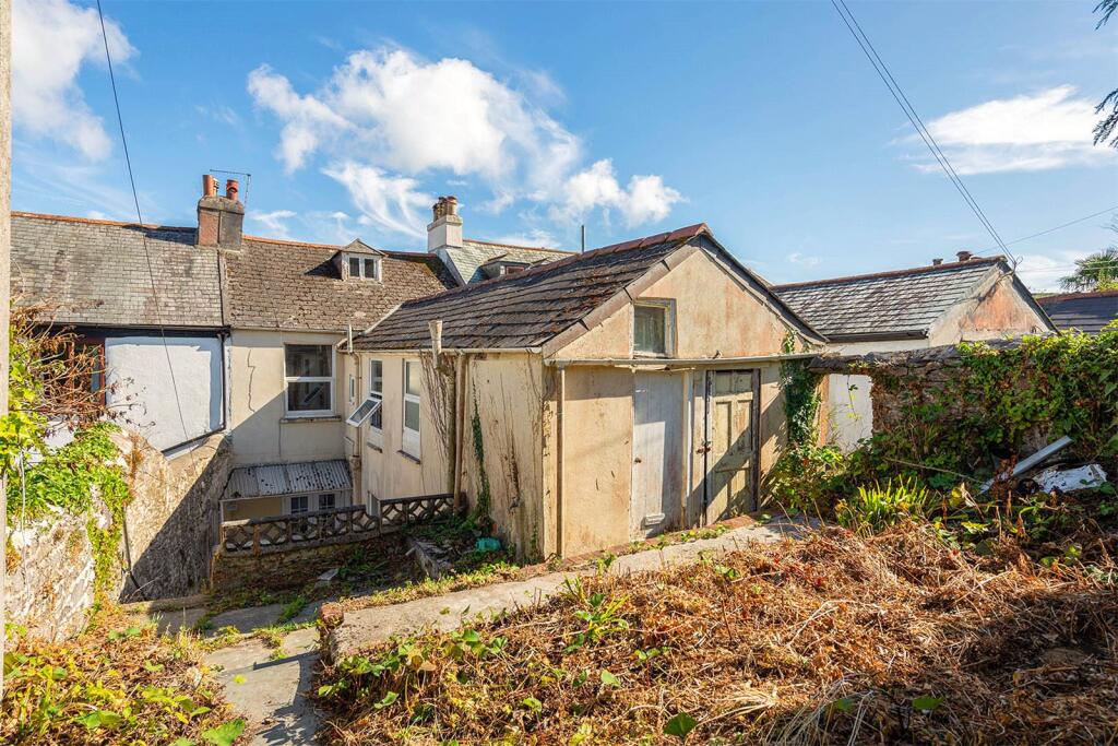 House in Plymouth - View 5
