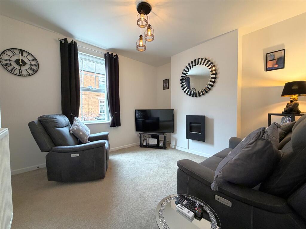 House in Nottingham - View 4