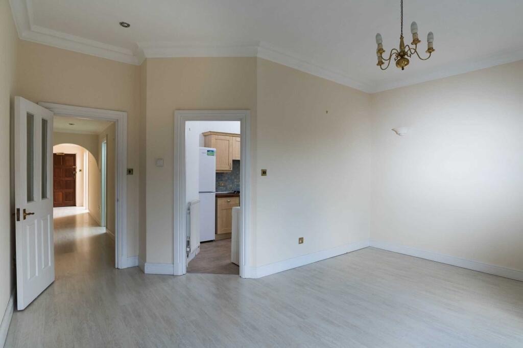 Apartment in Bath - More