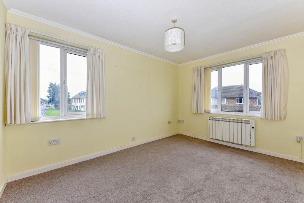 Green Court, East Wittering, West Sussex, PO20 photo 3