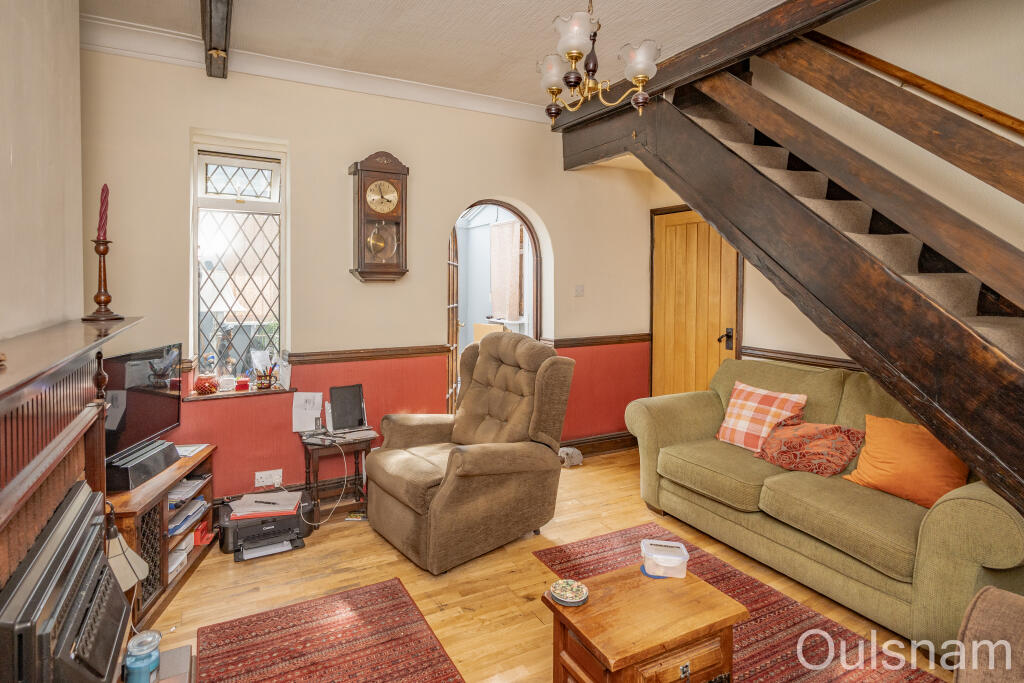 House in Bromsgrove - More