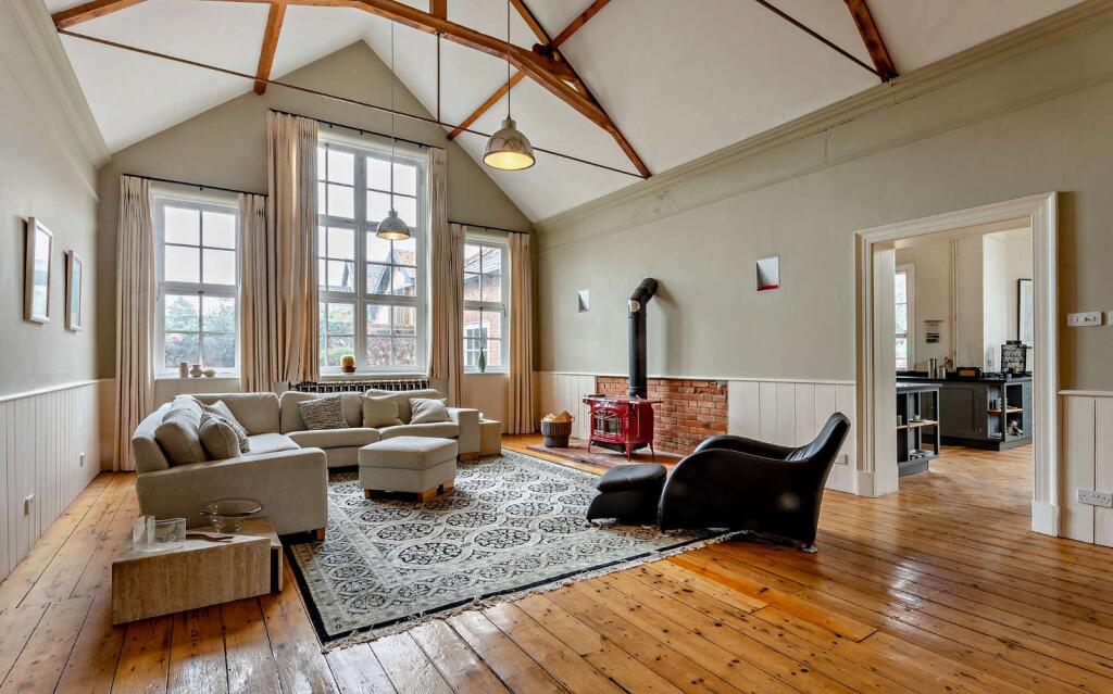 House in Norwich - View 5