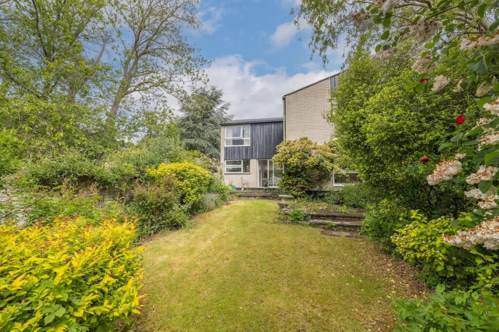 Main image of property: Cedar Chase, Taplow, SL6