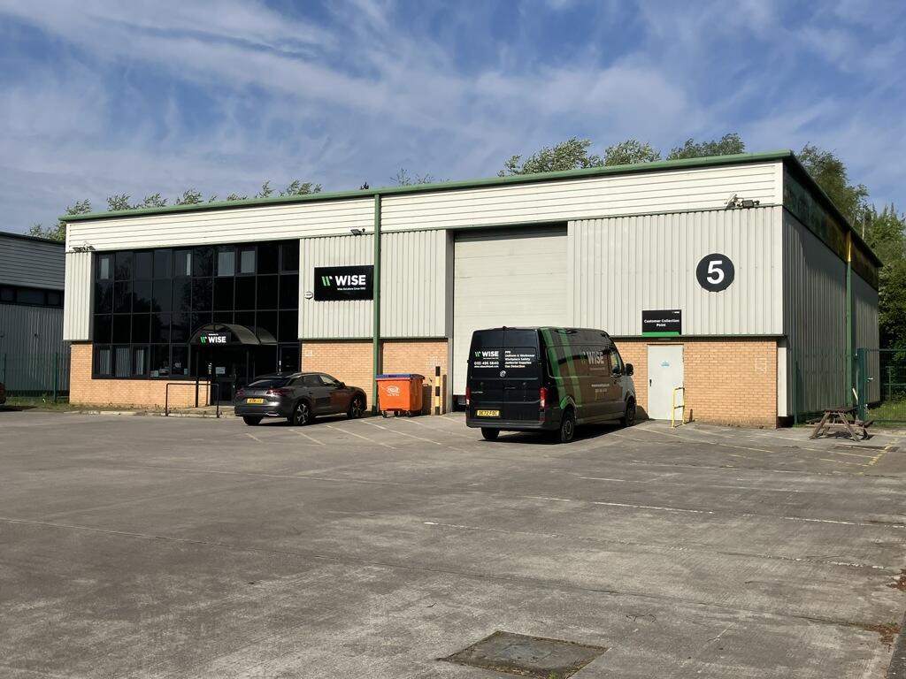 Main image of property: Unit 5, Wheldon Road, Speke Approach, Widnes, Cheshire, WA8 8FW