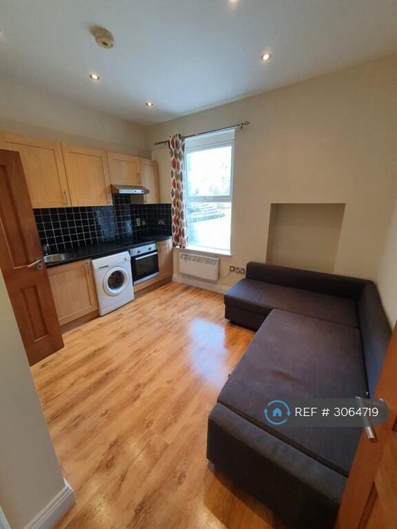Main image of property: Catford, London, SE6