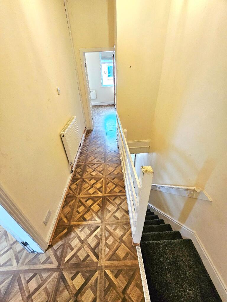 House in Manchester, Greater Manchester - More