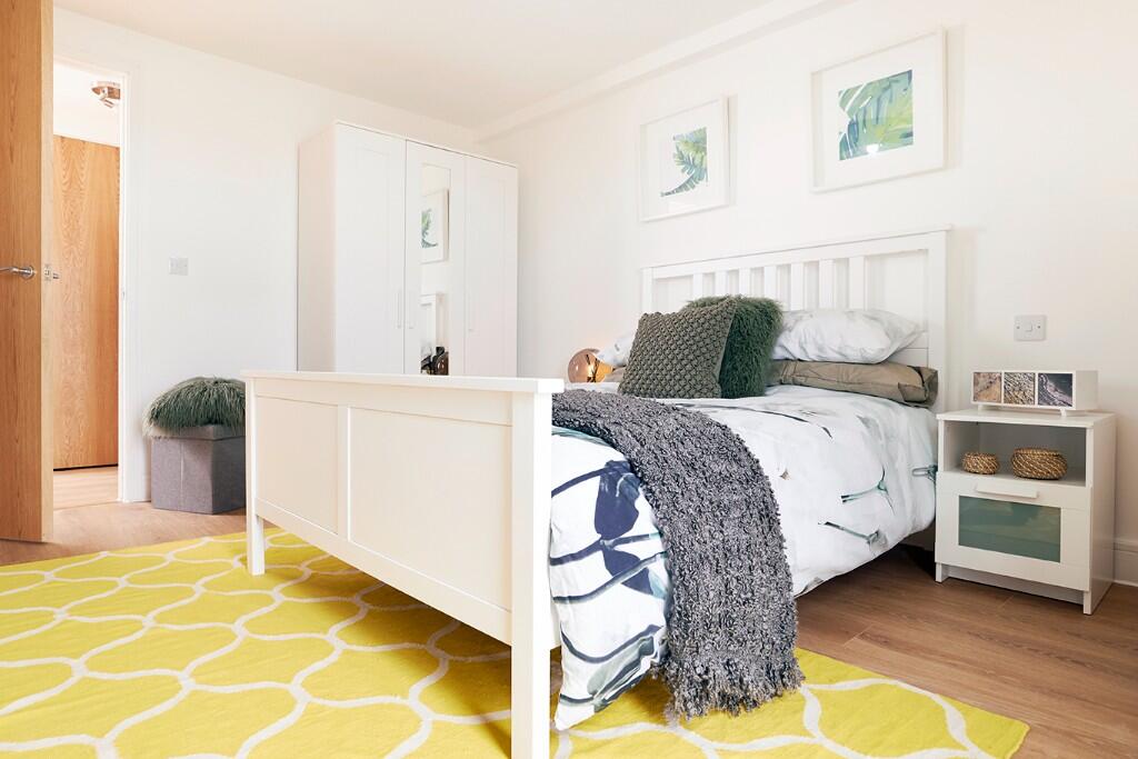 Apartment in Liverpool - More