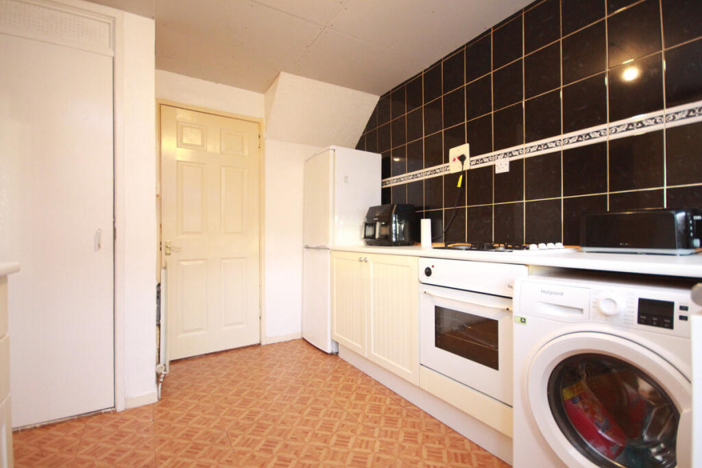 Waddell Avenue, Airdrie, ML6 - View 6