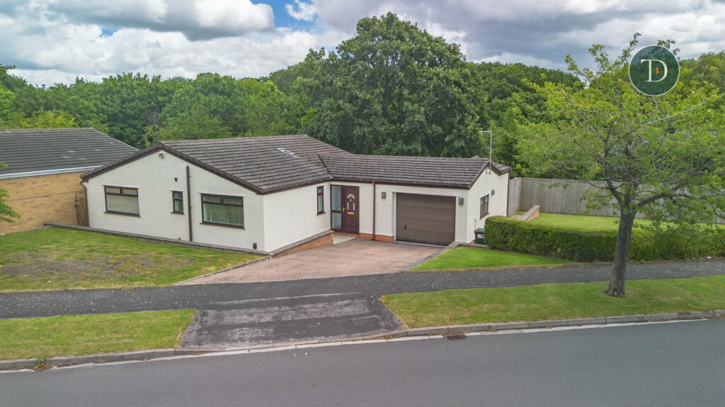 Main image of property: Fairways Drive, Little Sutton, CH66