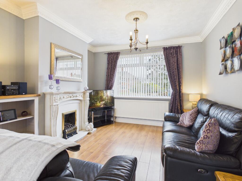 Chester Road, Oakenholt, Flint, Flintshire, CH6 5SD photo 4