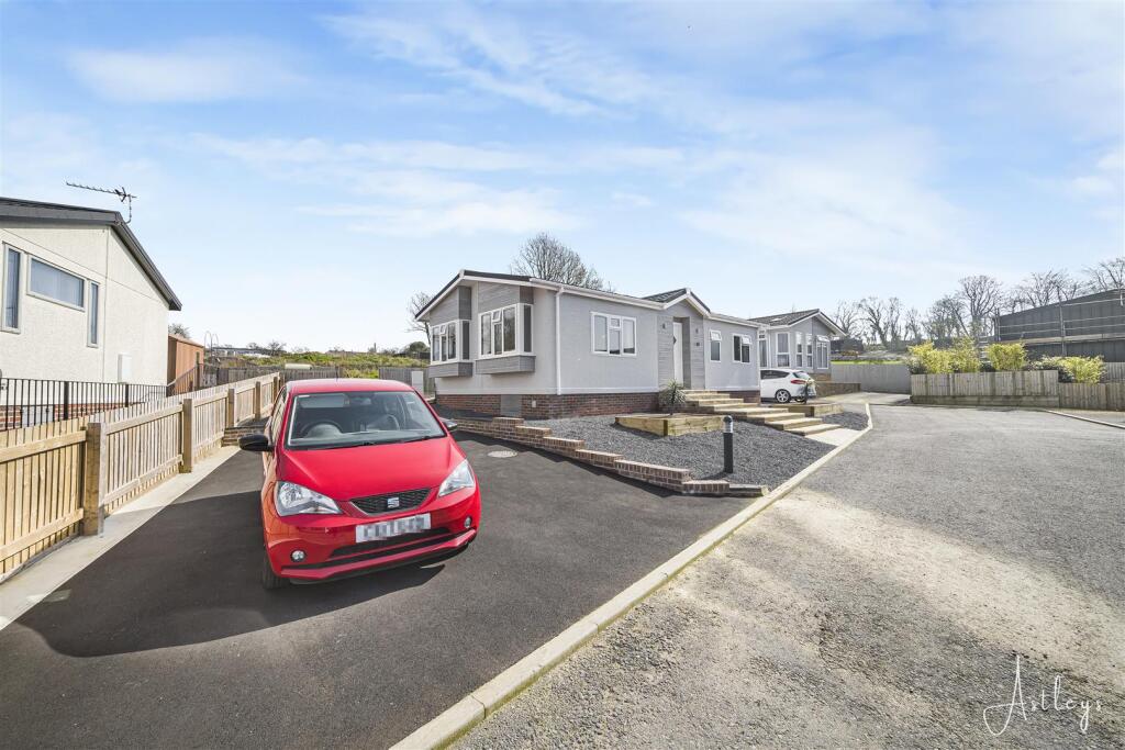 Main image of property: Cannisland Park, Parkmill, Swansea