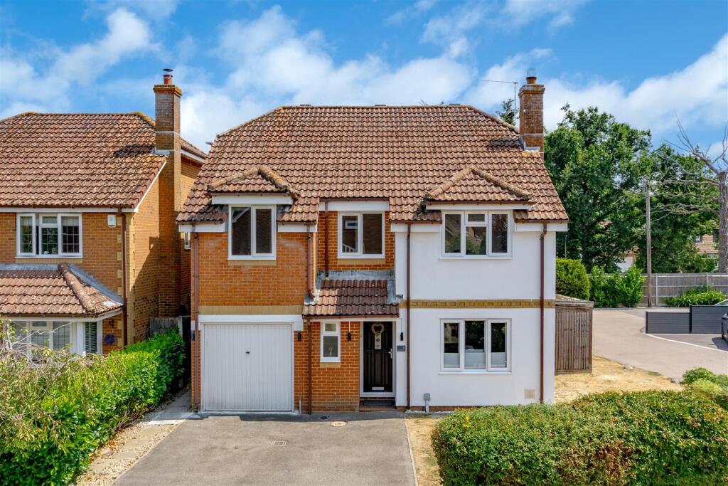 Main image of property: Quebec Close, Smallfield, Surrey