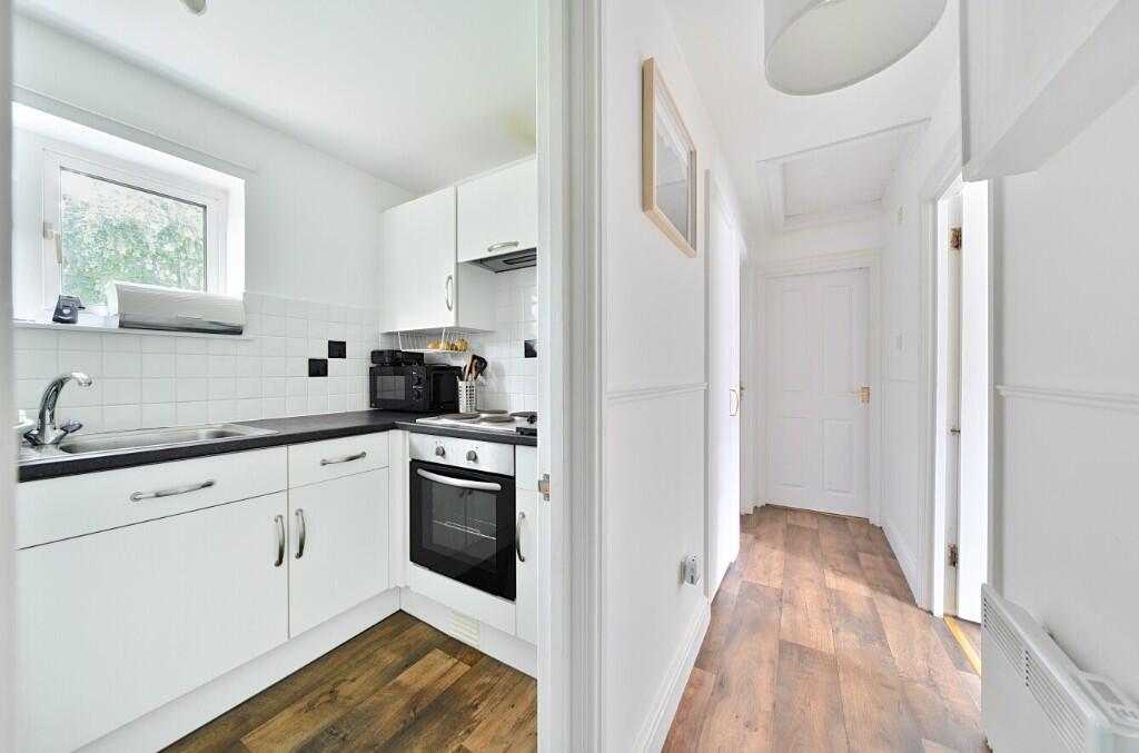 Additional image 4 of Vineys Yard, Bruton, Somerset, BA10