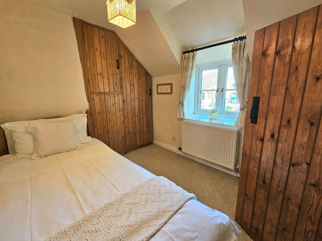 Westend, Dursley, GL11 photo 4