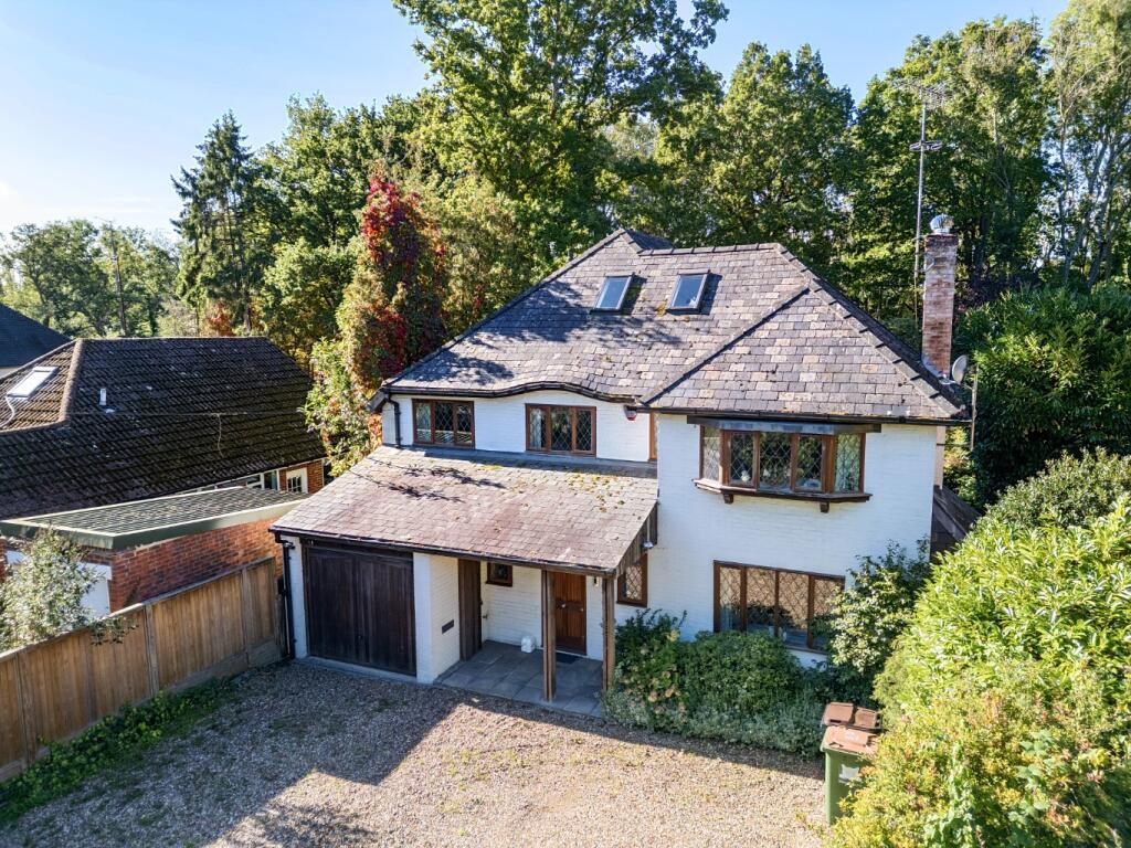 Main image of property: Leatherhead Road, Oxshott, Leatherhead, Surrey, KT22