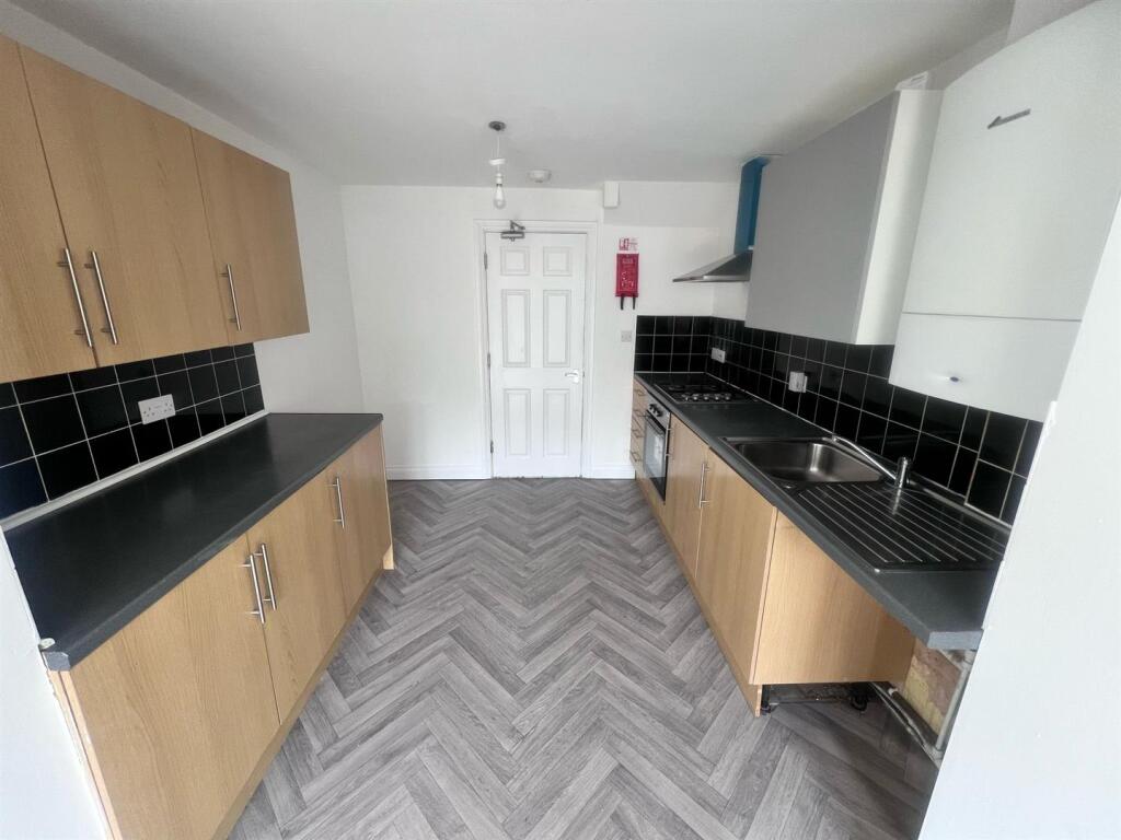 House in Portsmouth - View 4