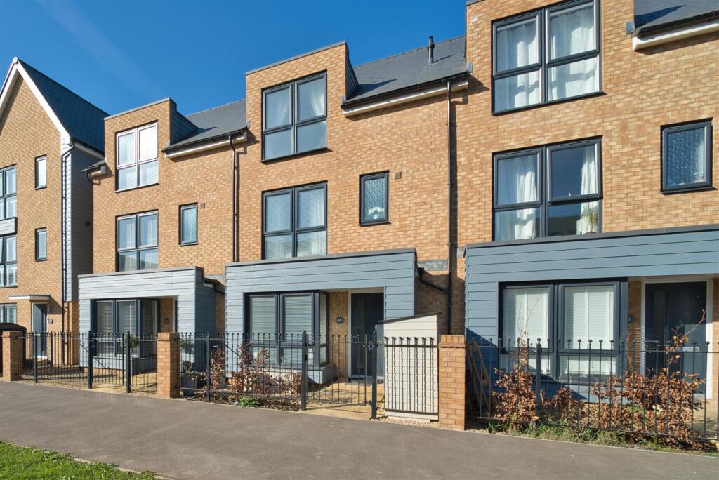 Main image of property: Cowleaze Path, Banwell