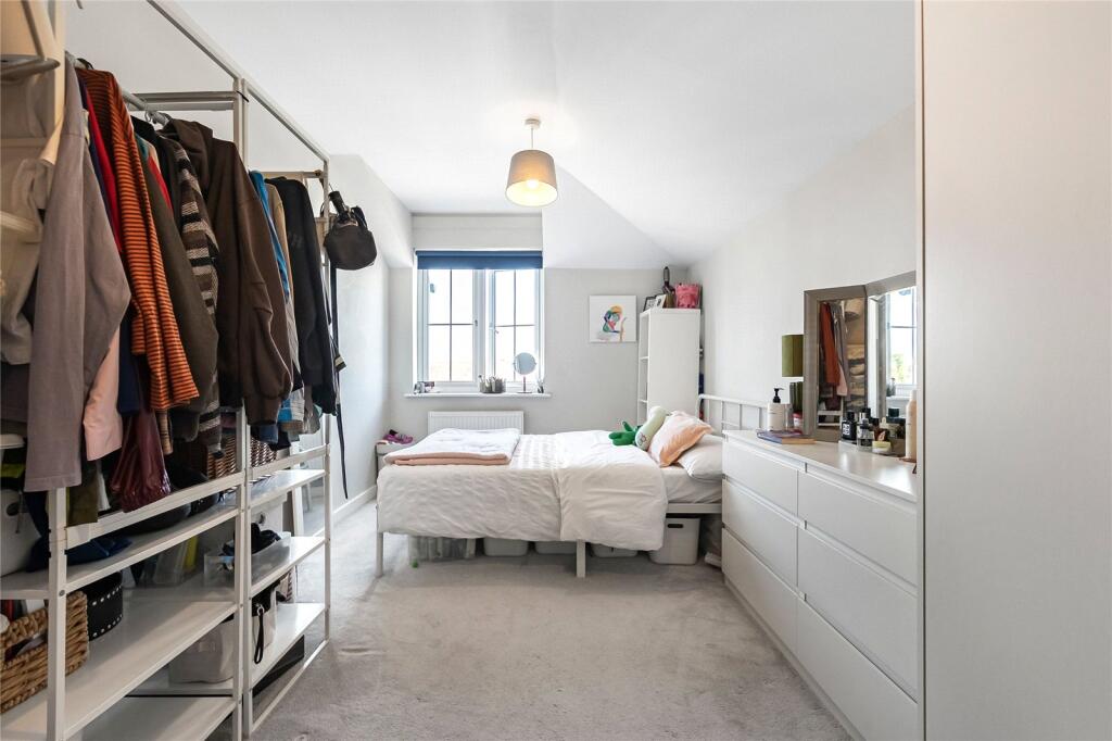 Hemlock Close, Streatham, SW16 - View 4