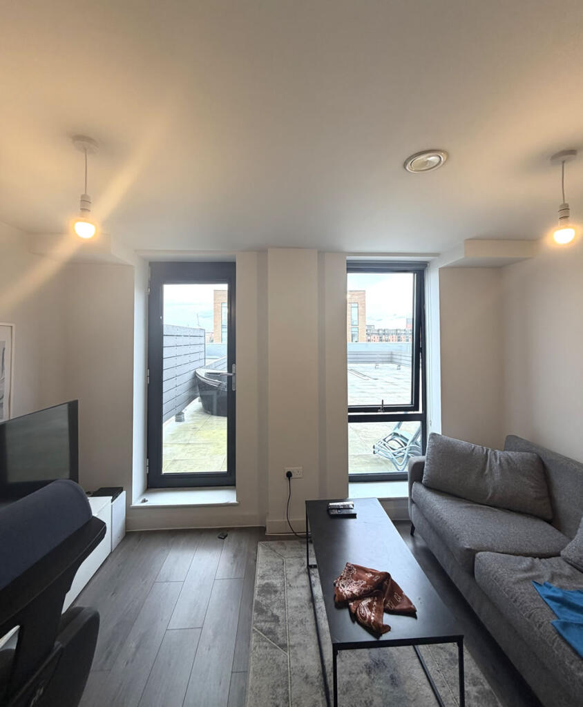 Apartment in Liverpool - View 5