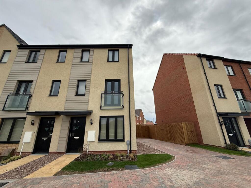 Main image of property: Hampton Green, Peterborough, PE7