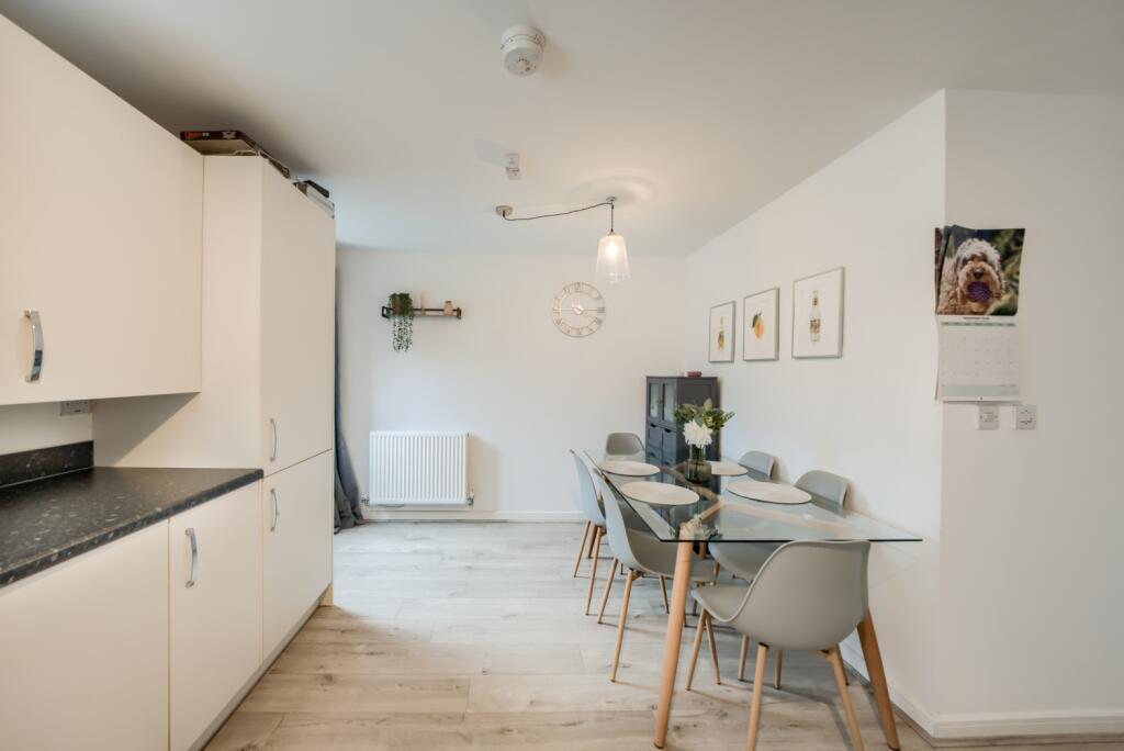 House in Stratford-on-Avon, Stratford-upon-Avon - View 3
