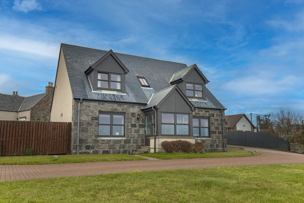 Main image of property: Earnsheugh Place, Aberdeen