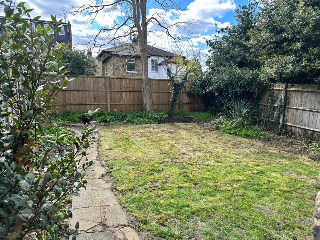 Main image of property: Essex Park, London, N3