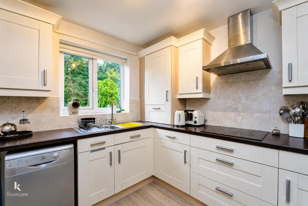 Apartment in Blackburn - View 4