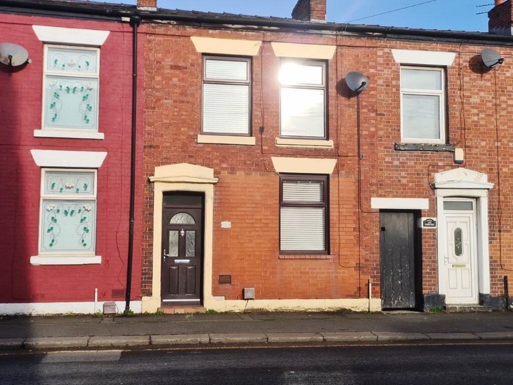Main image of property: Moorside Street, Droylsden