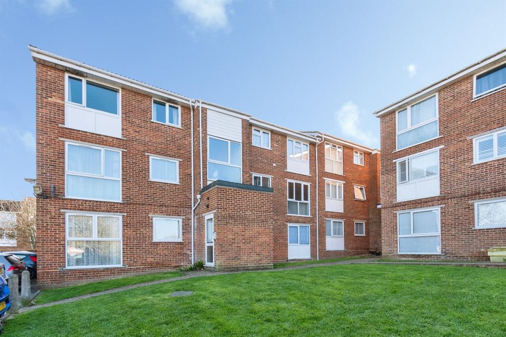 Main image of property: Trafalgar Court, Braintree