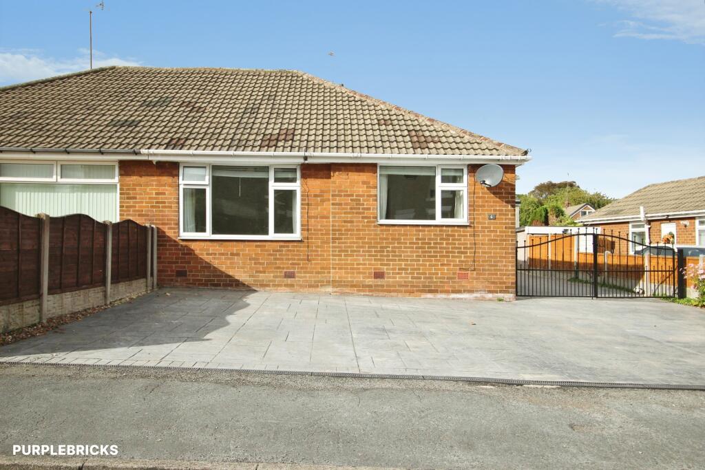 House in Wakefield - View 5