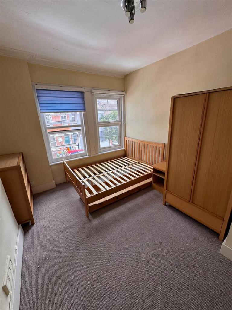 Apartment in London - View 4