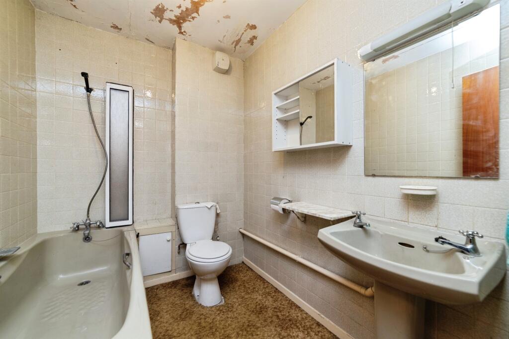 Additional image 7 of Canonsfield Road, Welwyn