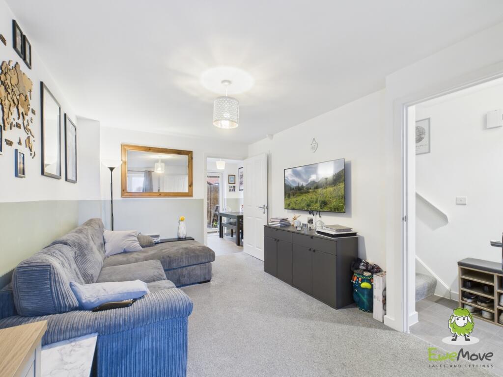 Bloxham Close, Basingstoke, RG24 photo 5