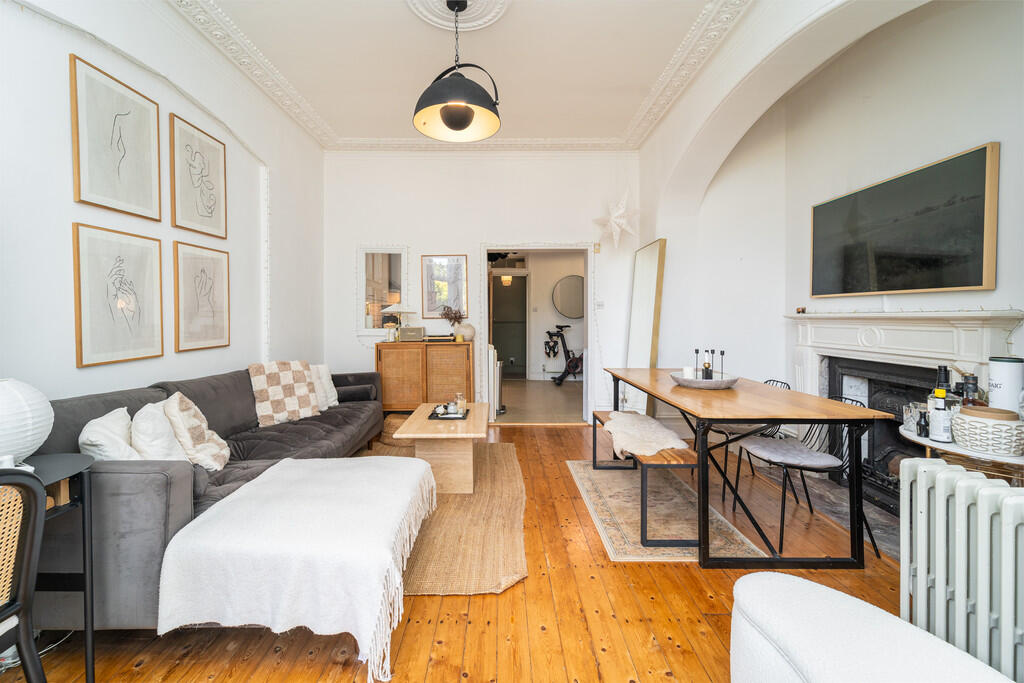 Apartment in London - More