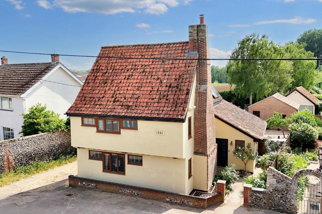 Main image of property: High Street, Tuddenham, IP28