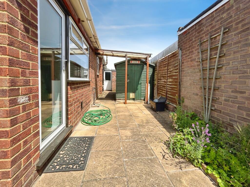 Dene Drive, Longfield, Kent, DA3 photo 4