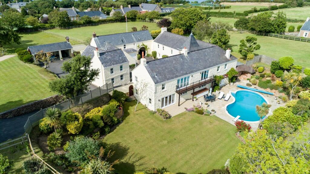 5-bed detached on St John, £6,450,000