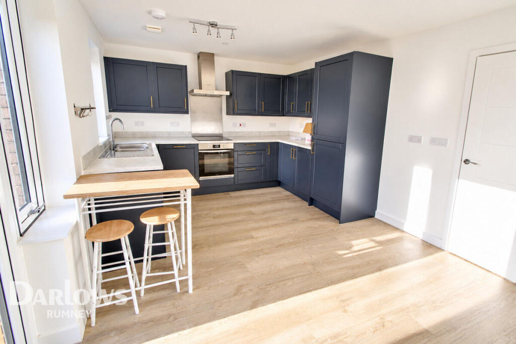 House in Cardiff, Rumney - More