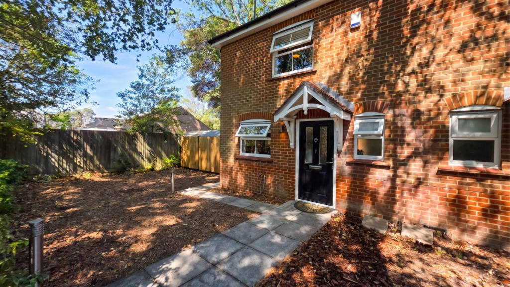 California Place, Finchampstead Road, Finchampstead, Wokingham, Berkshire, RG40