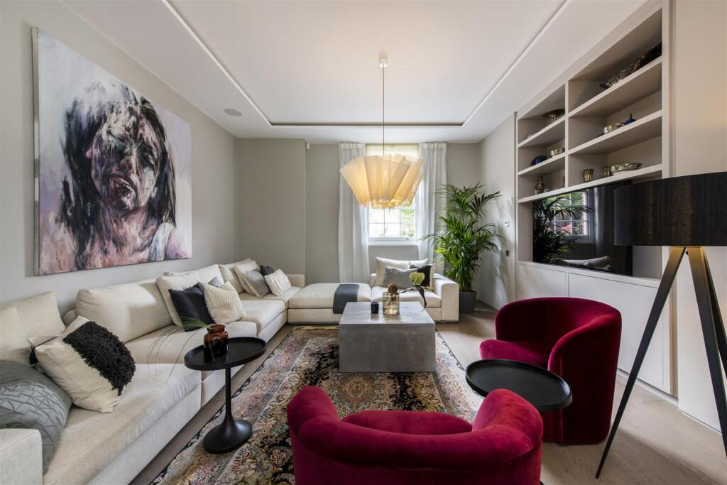 House in London - More