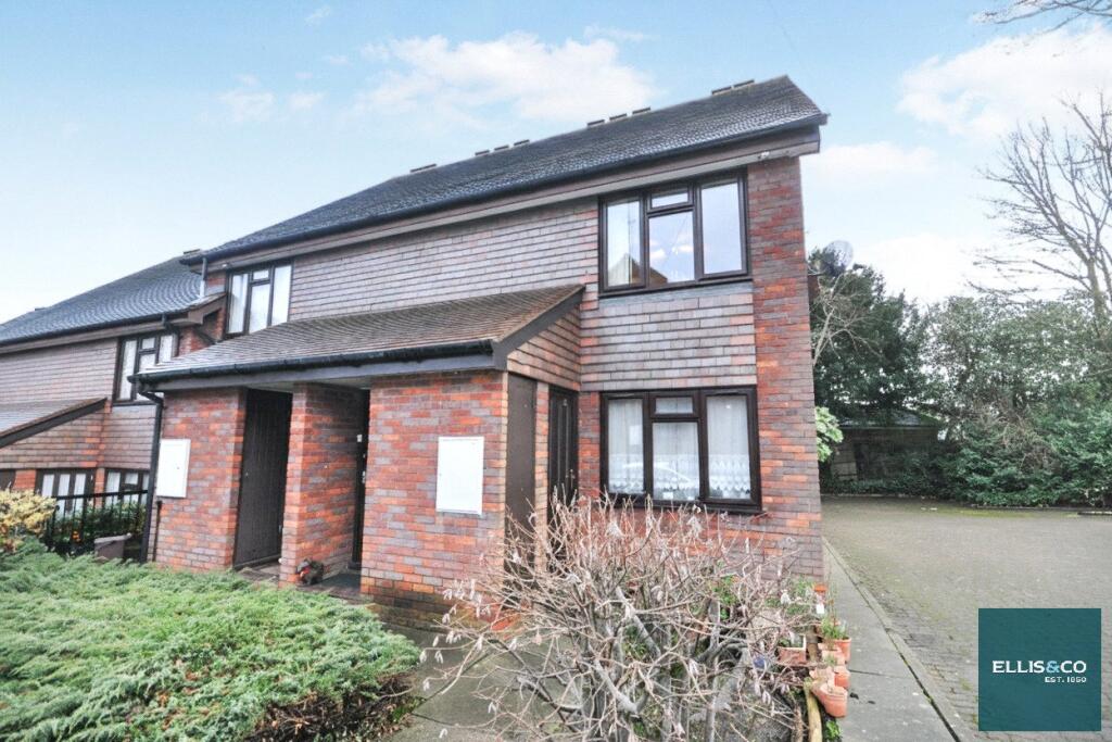 Main image of property: Copwood Close, North Finchley, N12