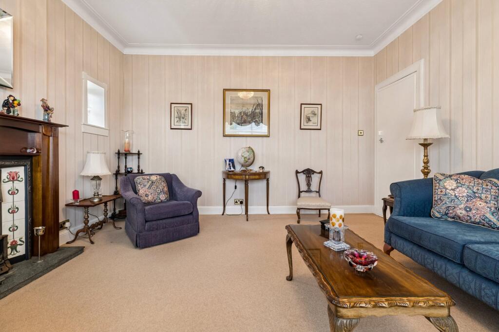 Westbourne Drive, Bearsden photo 4