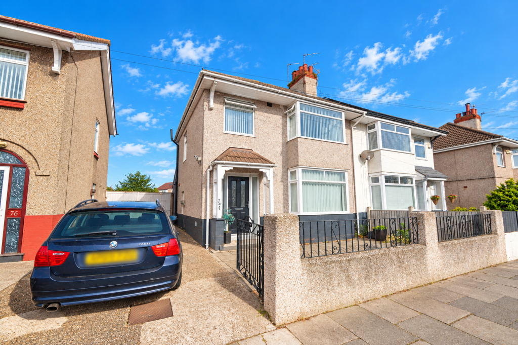 3-bed semi-detached on Mount Road, Birkenhead, £250,000